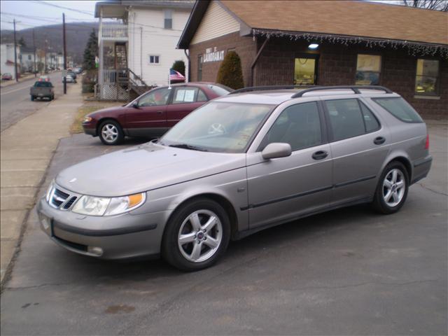 Saab 9-5 2002 photo 1