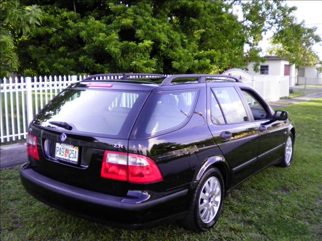 Saab 9-5 2002 photo 2