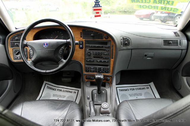 Saab 9-5 2002 photo 14