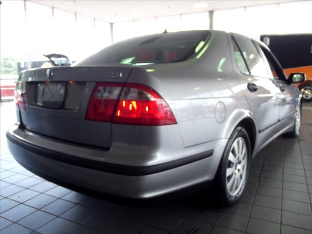 Saab 9-5 2002 photo 1