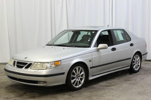 Saab 9-5 2003 photo 2