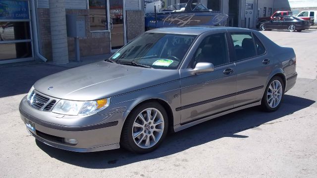 Saab 9-5 2003 photo 2