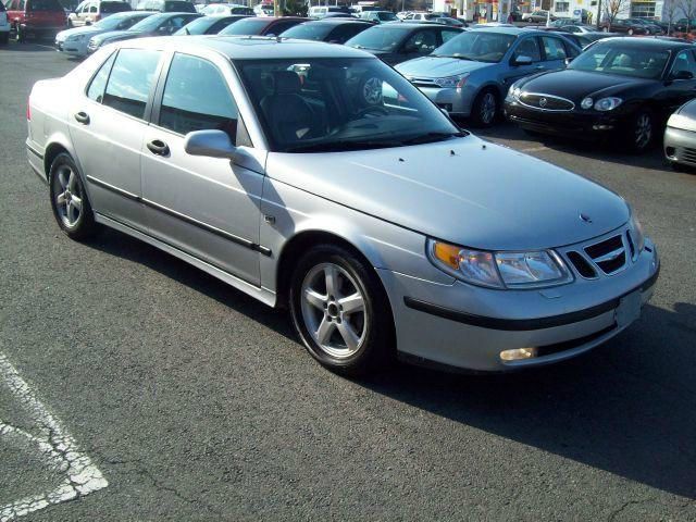 Saab 9-5 2004 photo 1