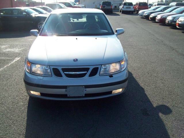 Saab 9-5 2004 photo 2