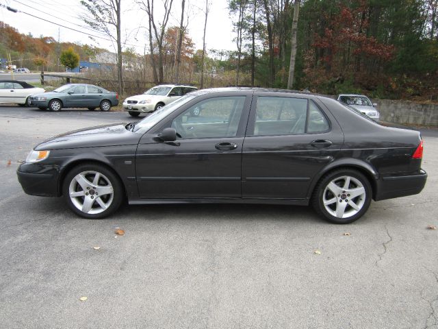 Saab 9-5 2004 photo 1