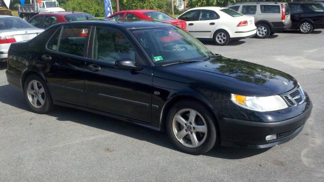 Saab 9-5 2004 photo 2