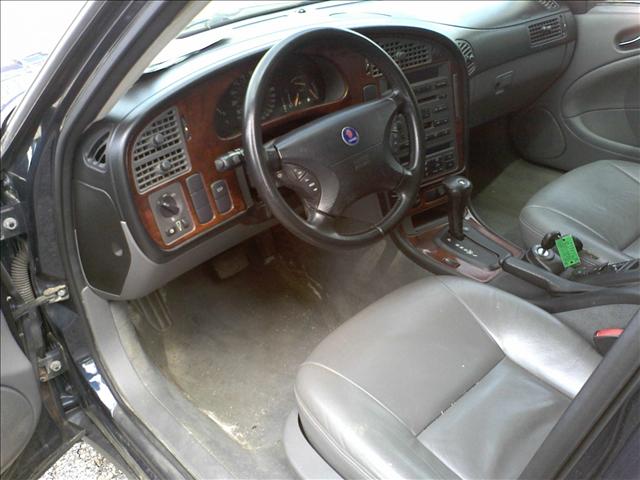 Saab 9-5 2004 photo 1