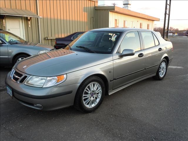 Saab 9-5 Graduate Sedan