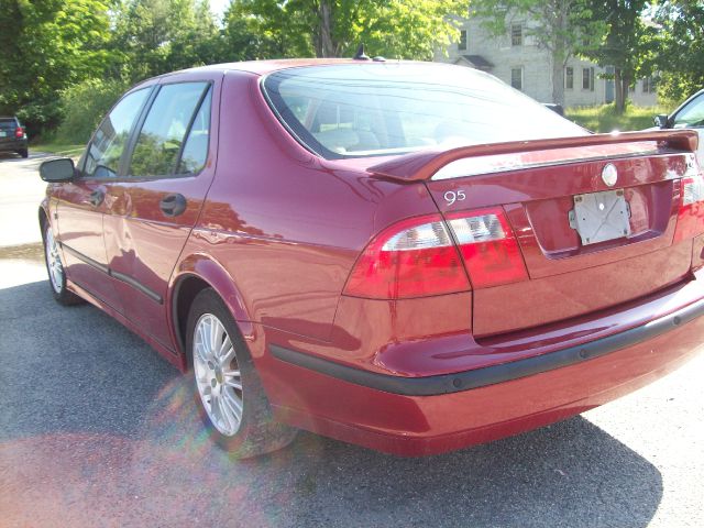 Saab 9-5 2005 photo 2