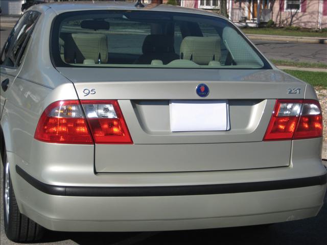 Saab 9-5 2005 photo 2