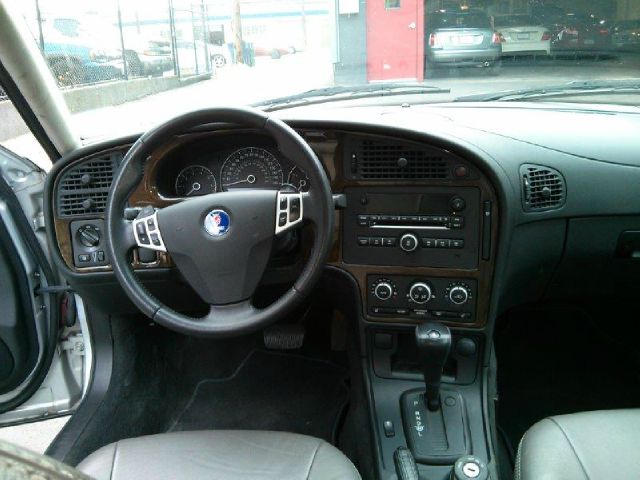 Saab 9-5 2006 photo 1