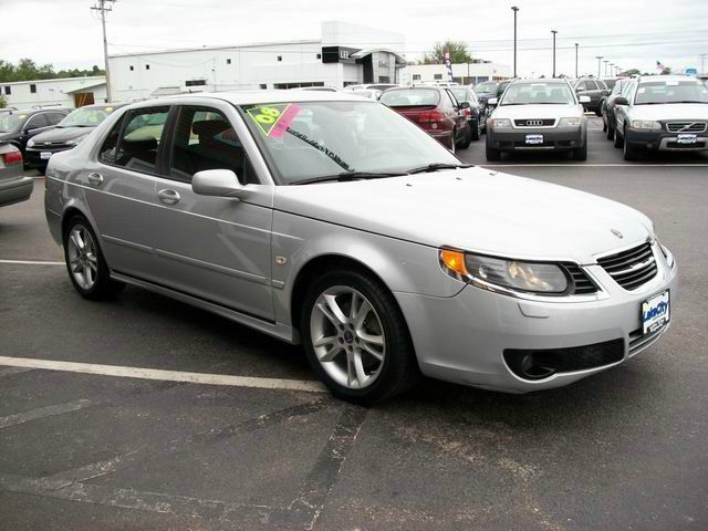 Saab 9-5 2008 photo 2