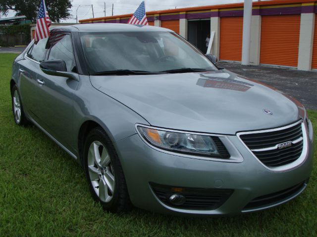 Saab 9-5 2011 photo 22