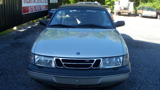 Saab 900 1996 photo 8