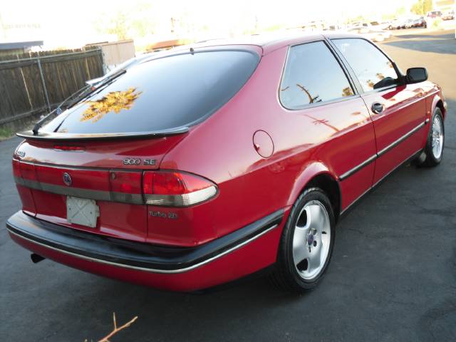 Saab 900 1997 photo 1