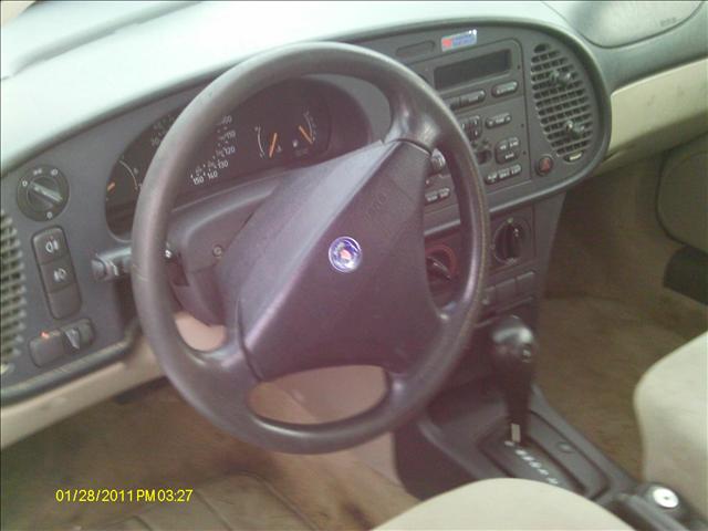 Saab 900 1997 photo 5