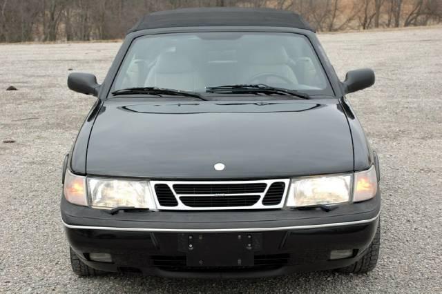 Saab 900 1997 photo 1