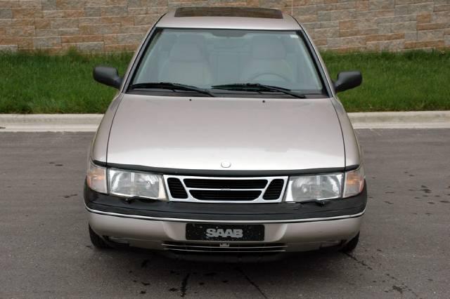 Saab 900 1997 photo 1