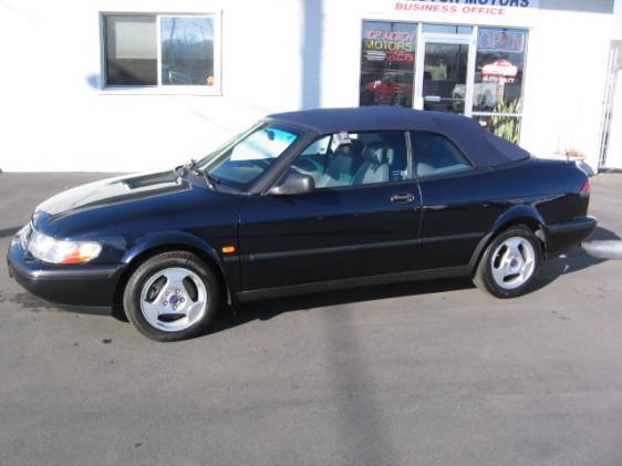 Saab 900 Convertible Convertible