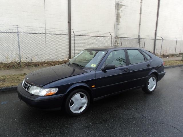 Saab 900 1998 photo 1