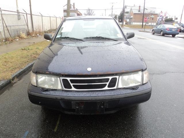 Saab 900 1998 photo 2