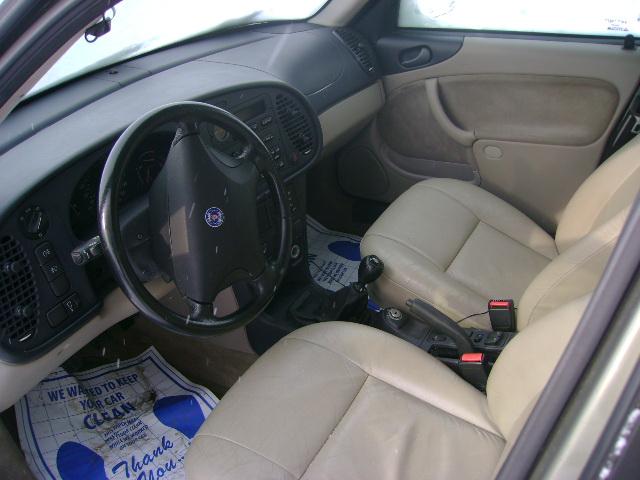 Saab 900 1998 photo 2