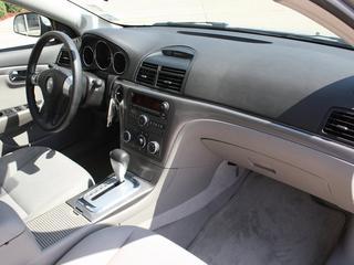 Saturn Aura 2007 photo 2