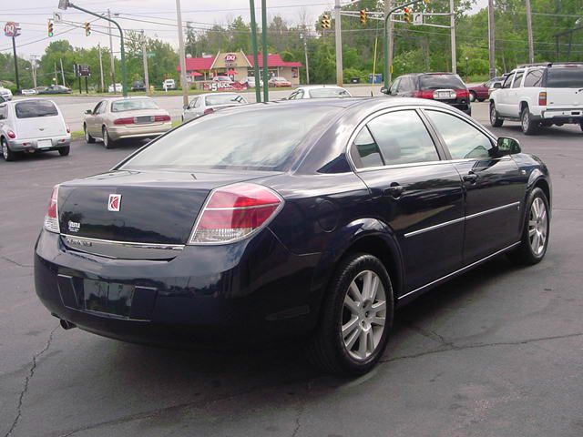 Saturn Aura W/nav.sys Sedan