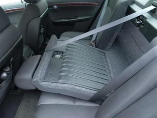 Saturn Aura 2007 photo 2