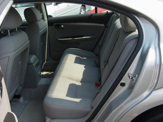 Saturn Aura 2008 photo 4