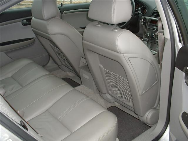 Saturn Aura 2008 photo 2