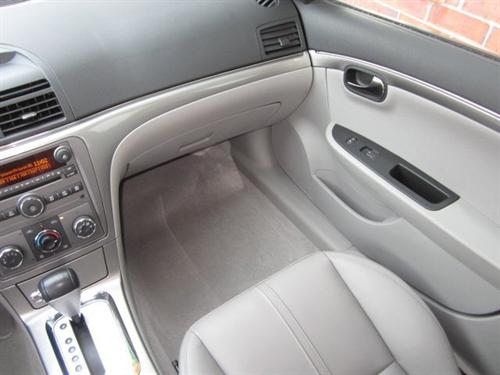 Saturn Aura 2008 photo 1