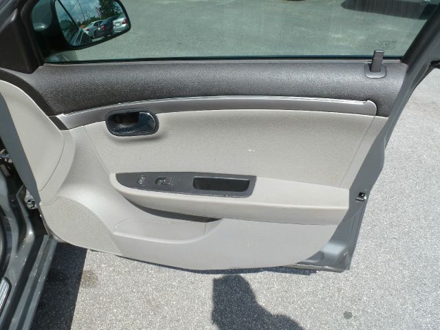 Saturn Aura 2009 photo 13