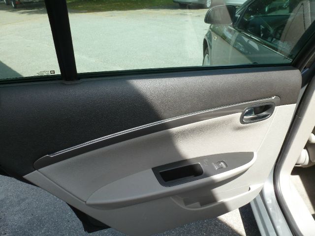 Saturn Aura 2009 photo 6