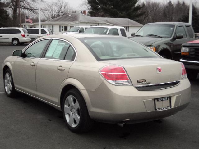 Saturn Aura 2009 photo 1