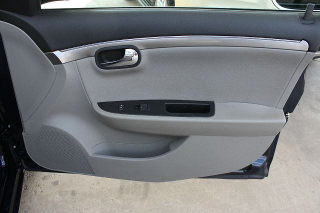 Saturn Aura 2009 photo 14