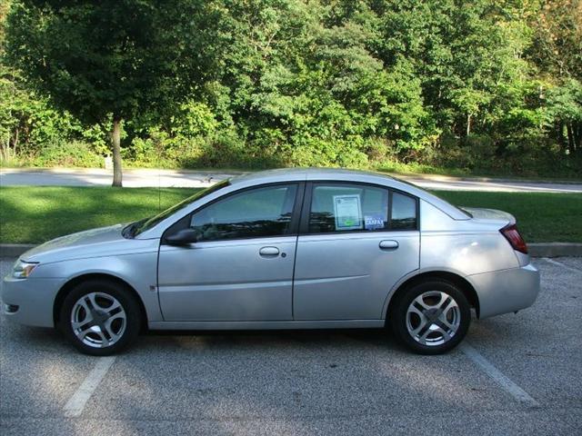 Saturn Ion 2003 photo 2