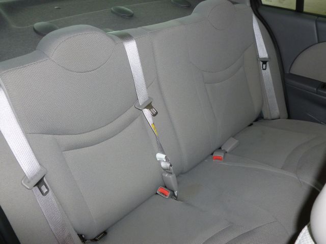 Saturn Ion 2003 photo 22