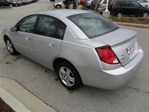 Saturn Ion 2003 photo 3