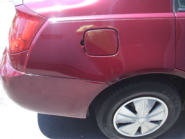 Saturn Ion 2003 photo 11