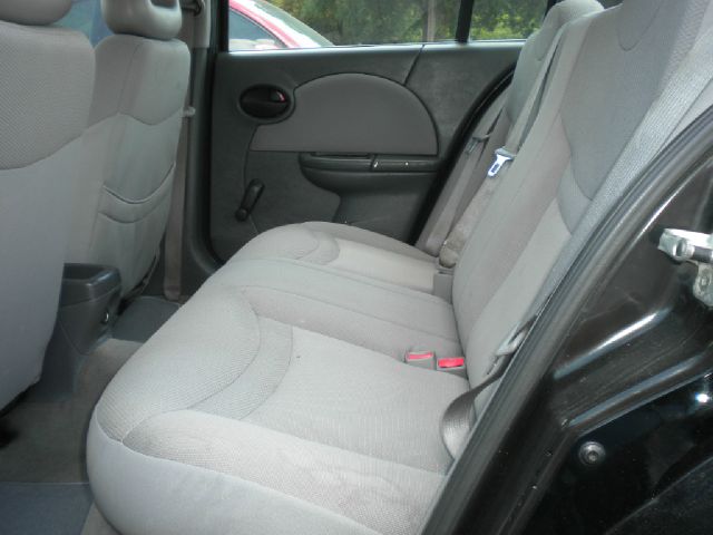 Saturn Ion 2003 photo 4