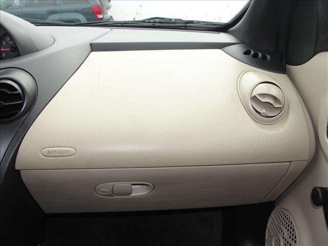 Saturn Ion 2003 photo 15