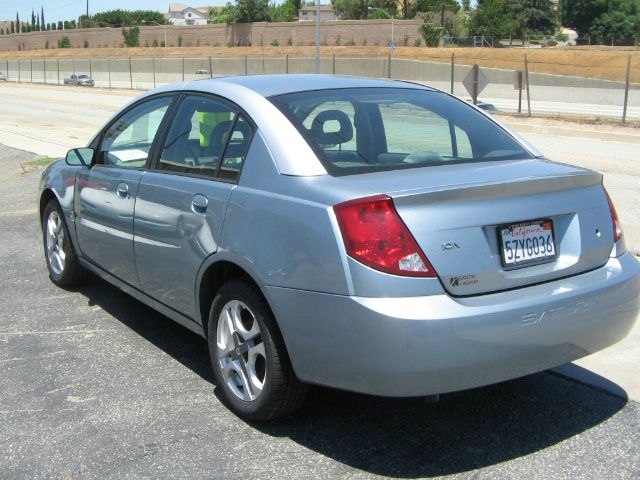 Saturn Ion 2003 photo 2