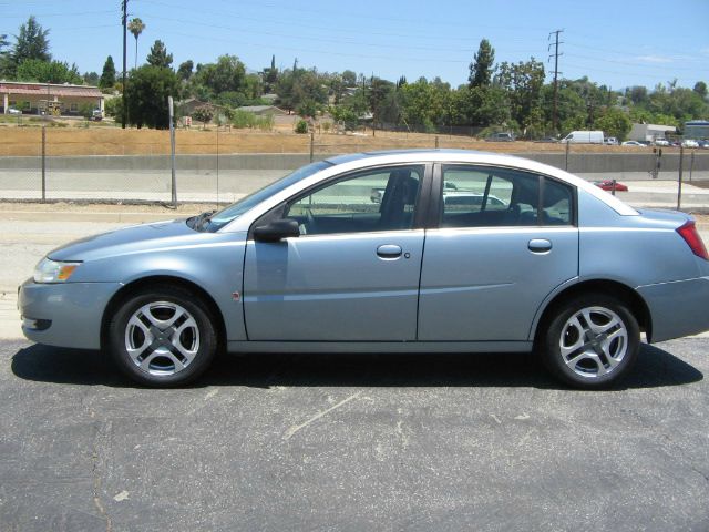 Saturn Ion 2003 photo 3