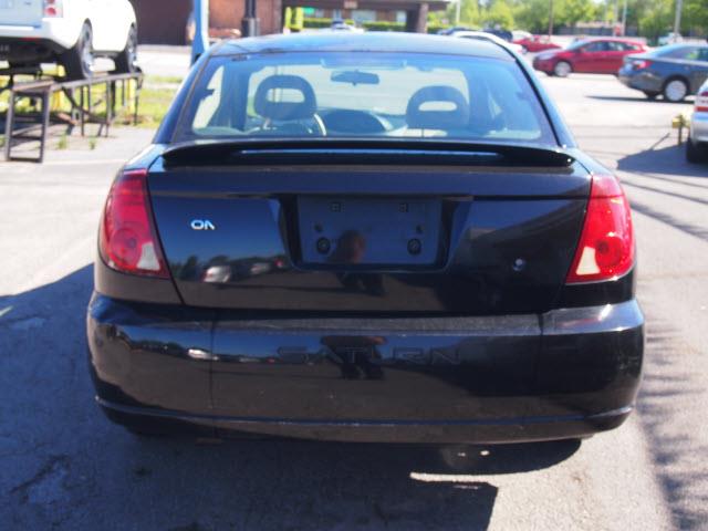 Saturn Ion 2003 photo 12