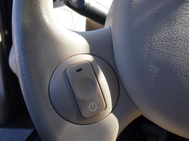 Saturn Ion 2003 photo 6