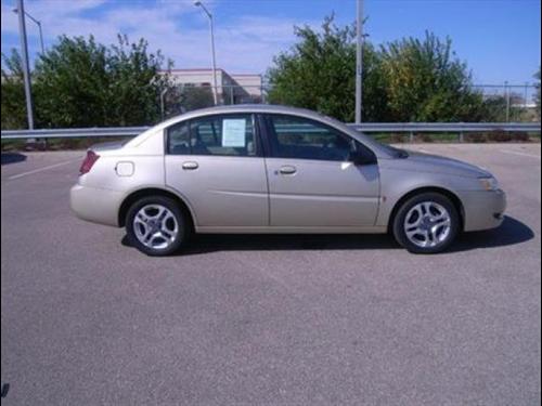 Saturn Ion 2003 photo 3