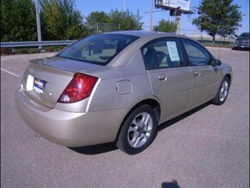 Saturn Ion 2003 photo 4