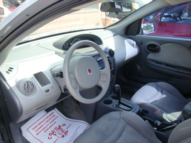 Saturn Ion 2003 photo 5