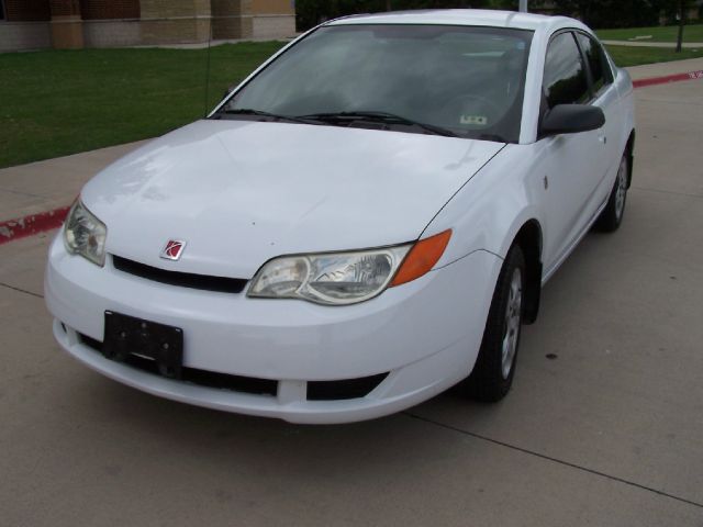 Saturn Ion 2003 photo 2